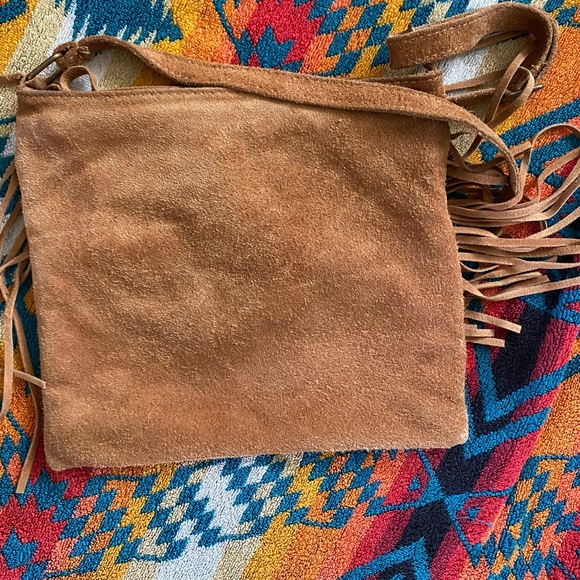 Brown/ tan suede fringe crossbody purse - Picture 6 of 6